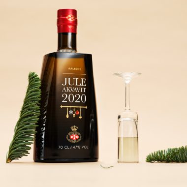 Taste and Tradition Come Together in New Aalborg Christmas Aquavit 2020.